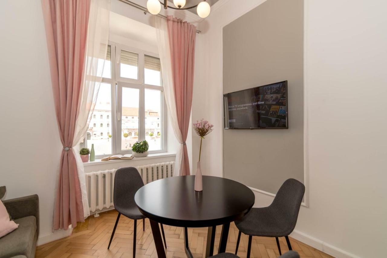 Central Premium Suites Тимишоара Экстерьер фото