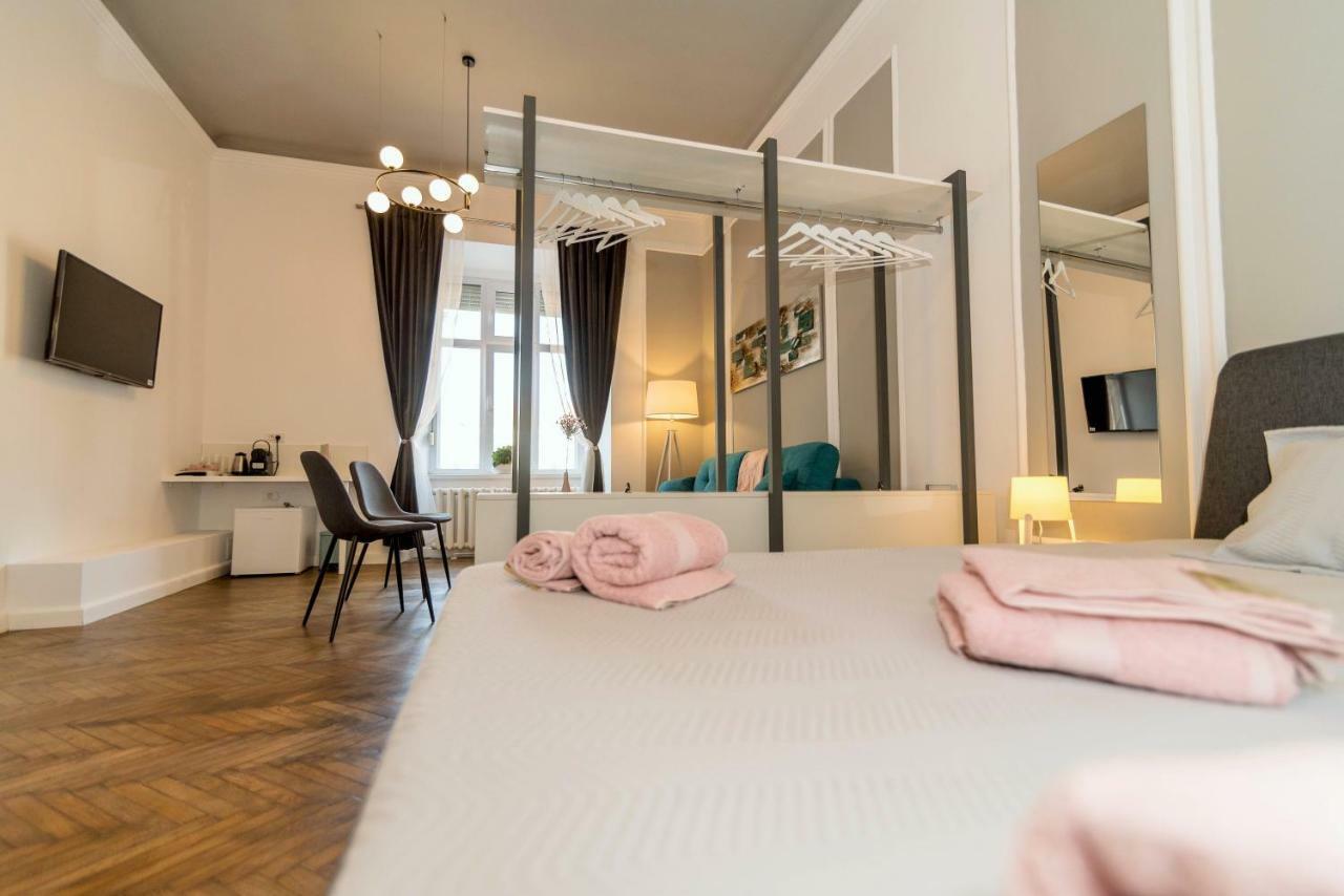 Central Premium Suites Тимишоара Экстерьер фото